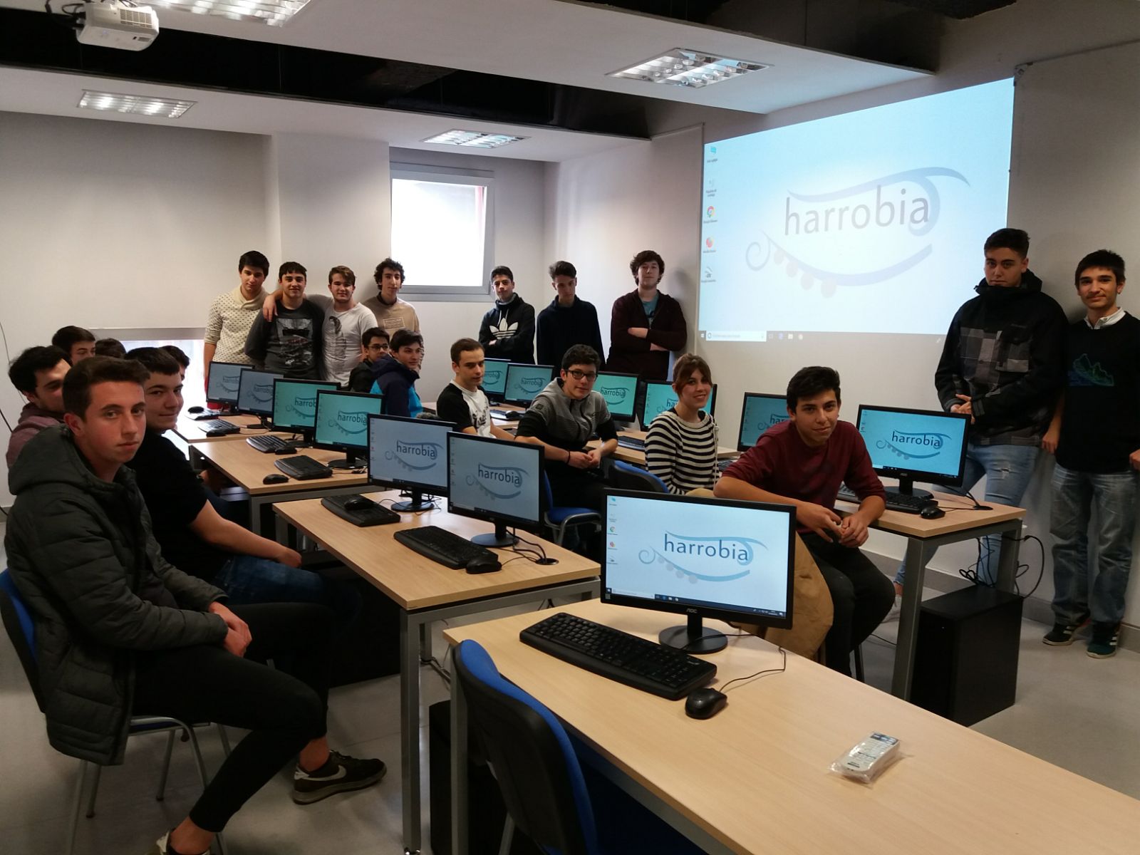 Sistemas Microinformáticos y Redes