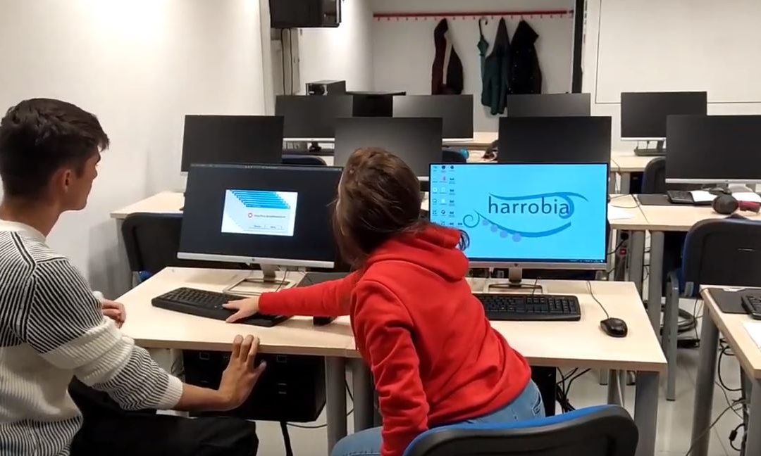 El alumnado de Deporte, Informática y 3D va a participar en el concurso Beldur Barik