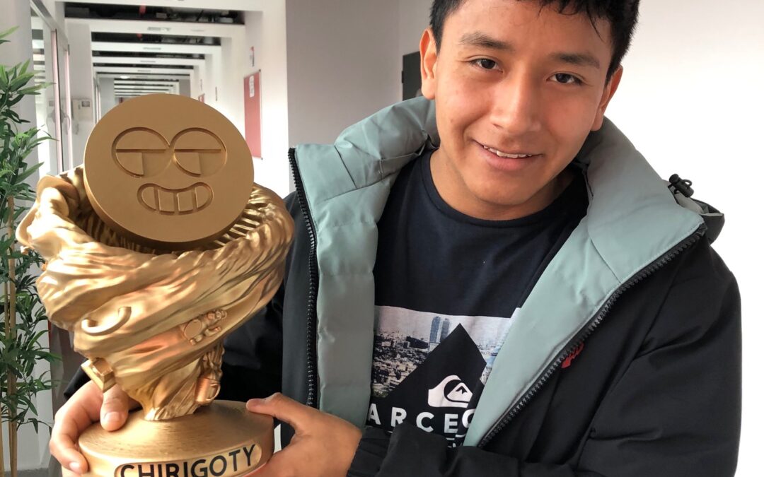 El alumnado del curso de Especialización ha creado el trofeo para los premios «Chirigoty»