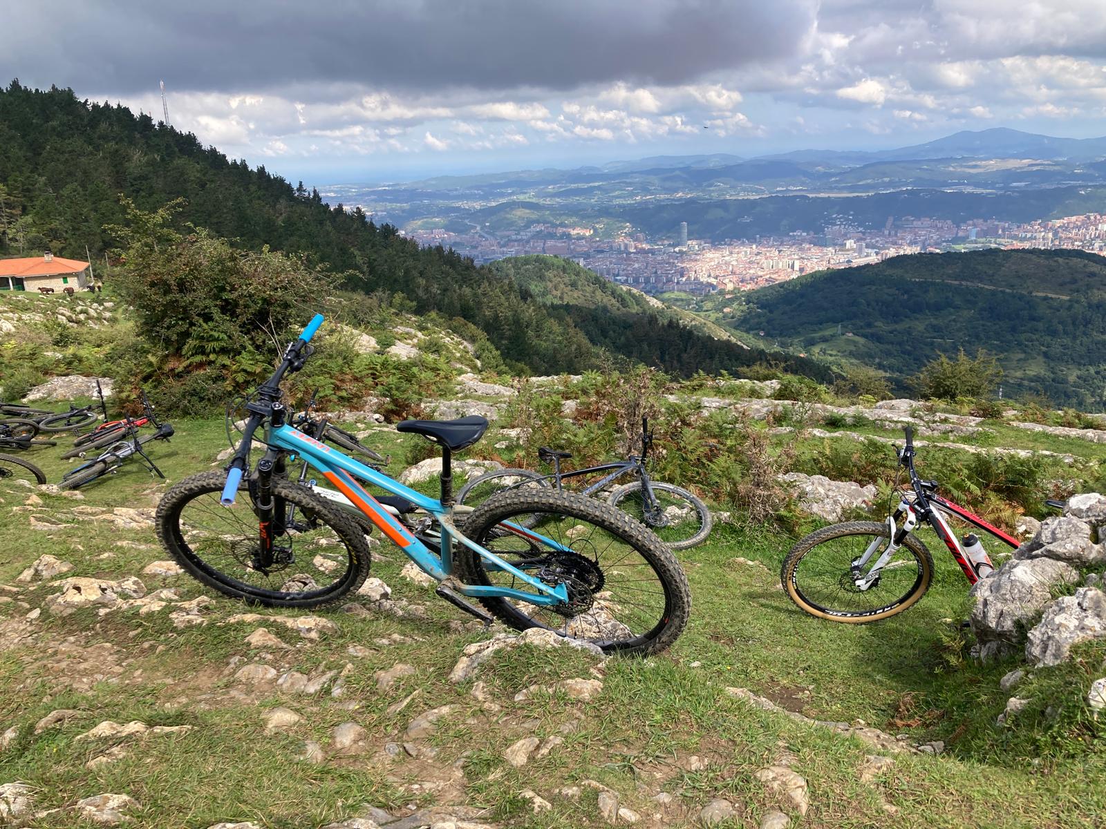 4-4 Acondicionamiento Físico en Sala de Entrenamiento Polivalente