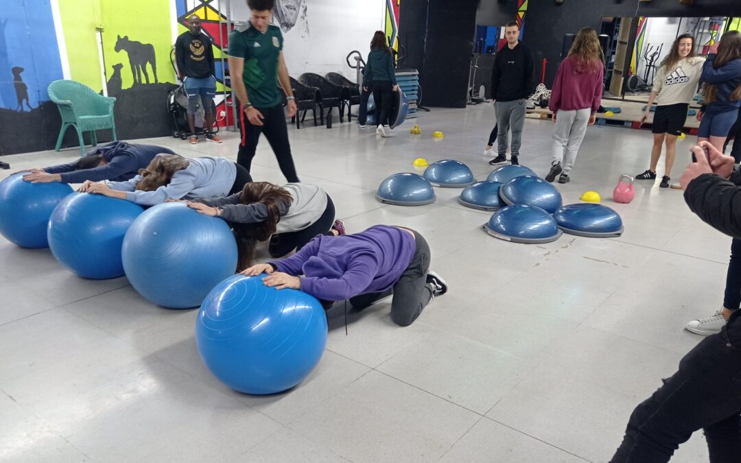 Pilates Suelo con aro y banda elástica